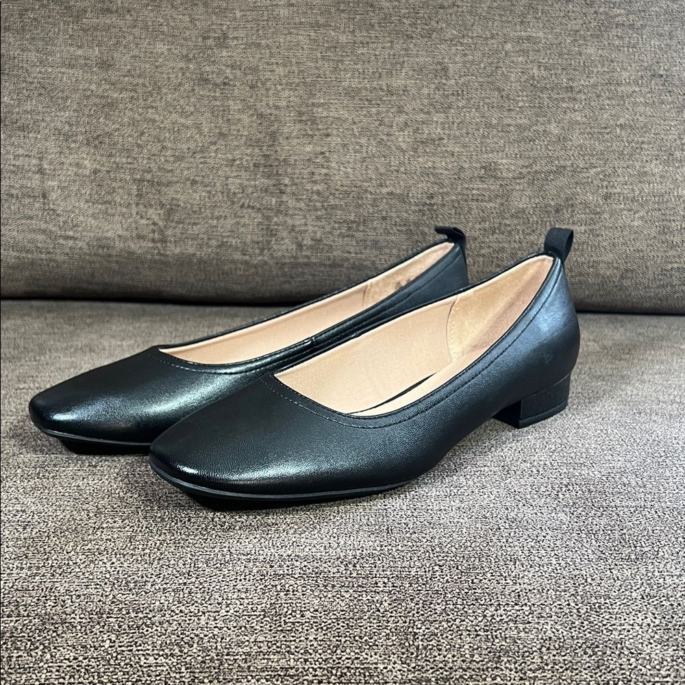New Life Stride Cameo Women’s Flats Size 9.5W in Black Smooth